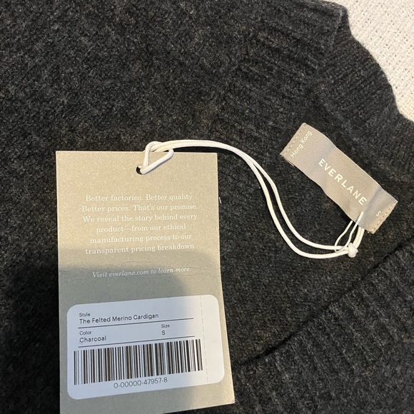 Everlane Felted Merino Cardigan Sweater Charcoal small NWT - Picture 5 of 10